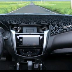 Thảm taplo chống nắng Nissan terra
